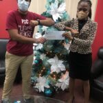 Bourse Helps ‘Pres’ Alumni Spread Christmas Cheer